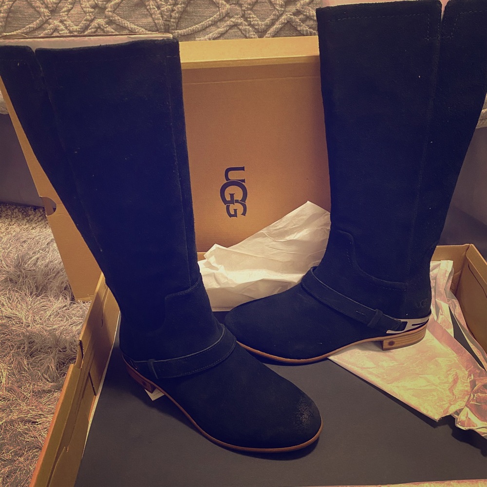 UGG Channing Boot